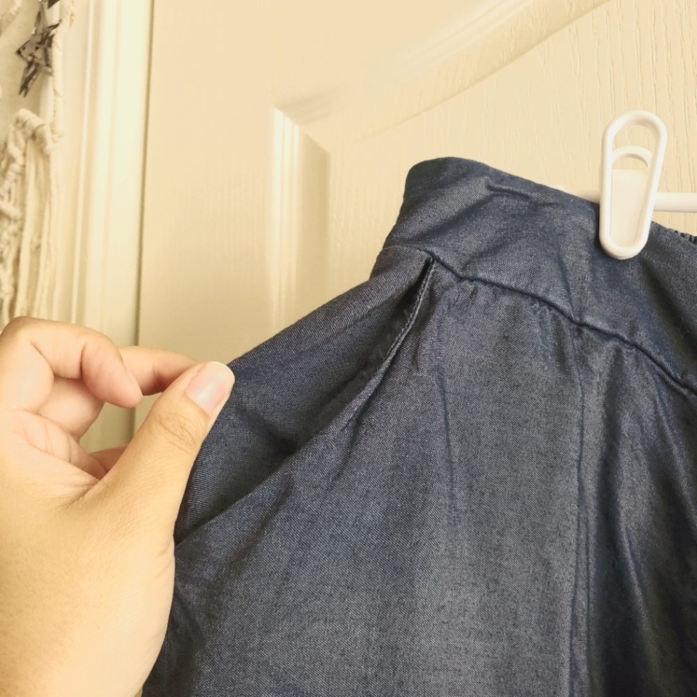 Torrid Mini Skater A-line Skirt Size 0X Chambray Denim Dark Wash with Pockets - Picture 6 of 8